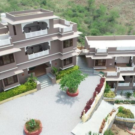 Mewar Mansion Hotel Udaipur Bagian luar foto